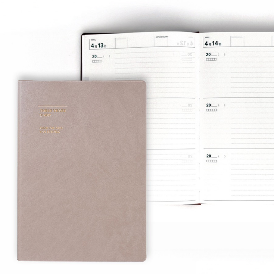 Mark's 3 Year Diary - A5 | Undated