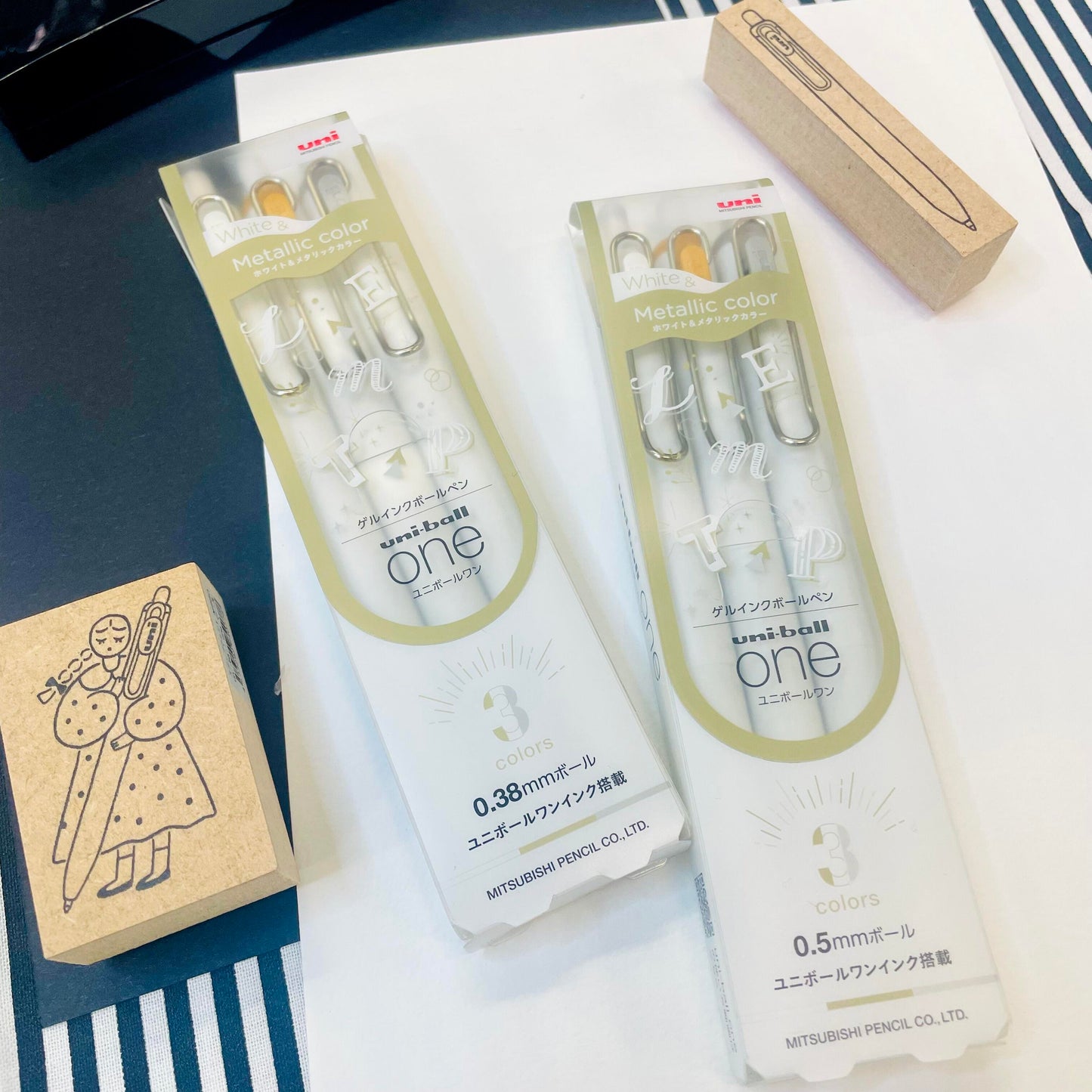 [Limited Edition] Uni-Ball One Ballpoint Pens 0.5mm - Metallic 3 Colour Set