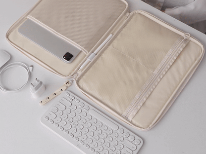 Iconic Cottony 13 Inch Clear Cover Laptop Case