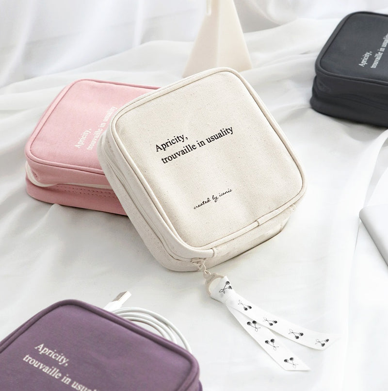 Iconic Cottony Cable Pouch