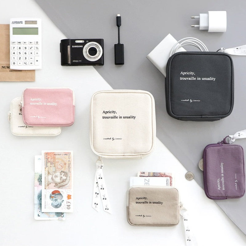 Iconic Cottony Cable Pouch