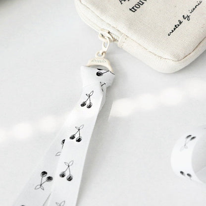 Iconic Cottony Card Holder