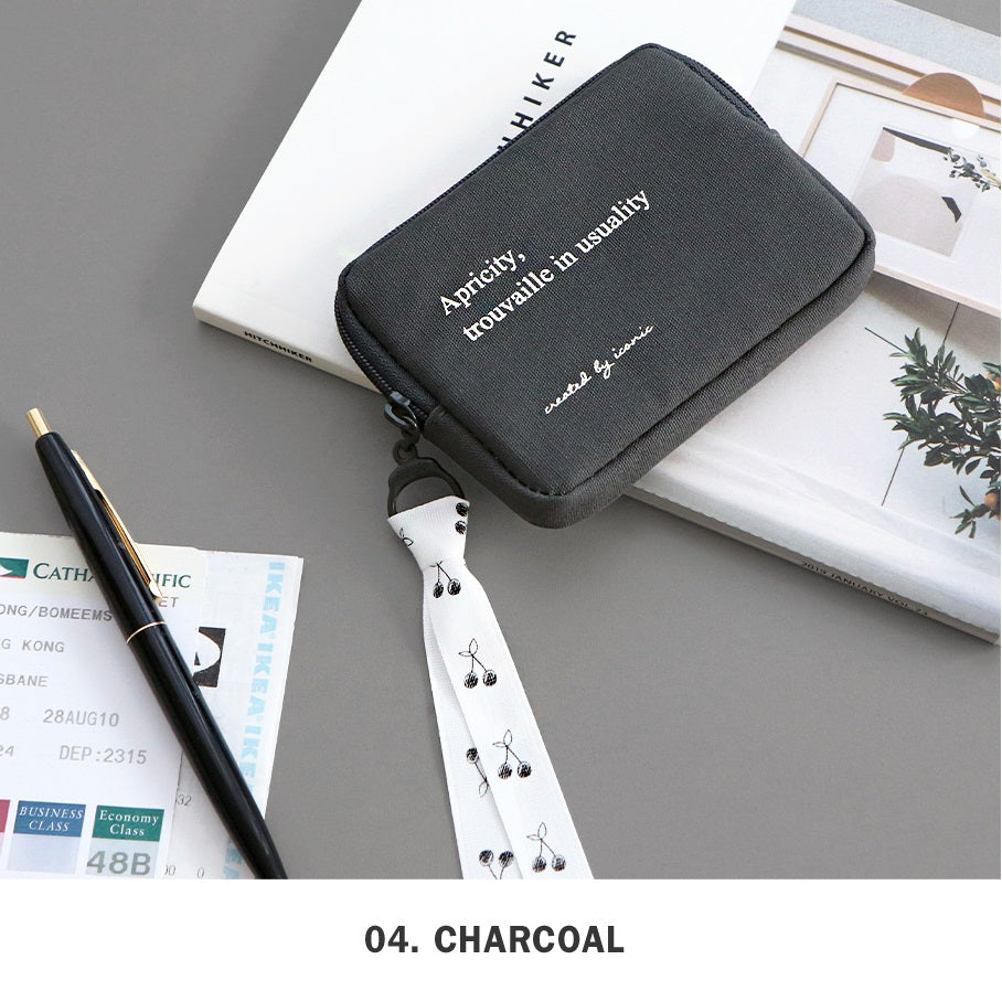 Iconic Cottony Card Holder