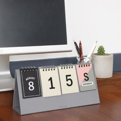 Iconic D-Day Calendar