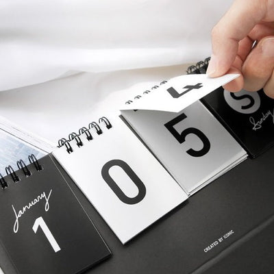 Iconic D-Day Calendar