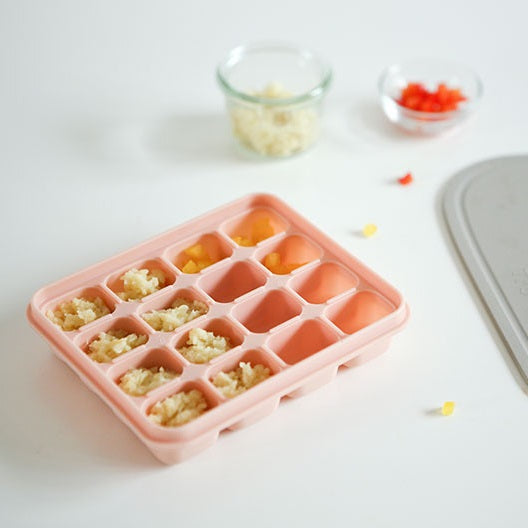 Dailylike Bonbon Silicone Ice Cube Tray - 16 Cubes (Strawberry)