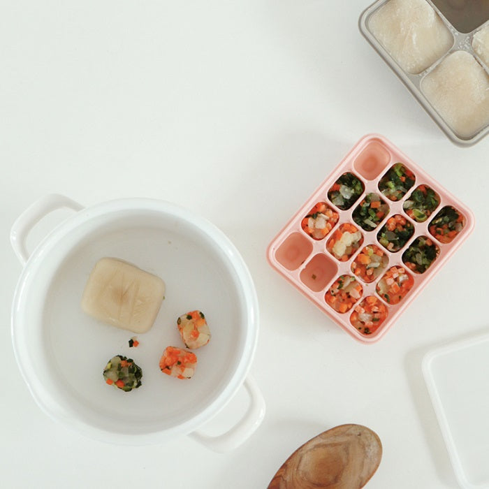Dailylike Bonbon Silicone Ice Cube Tray - 4 Cubes (Cocoa)